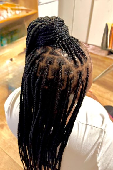 Knotless braids